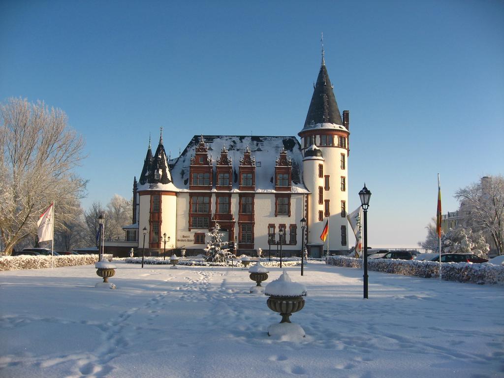 Seehotel Schloss Klink Exterior photo